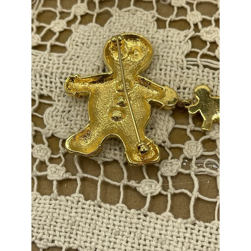 Vintage Gingerbread Man  Liz Claiborne Christmas Pin Brooch Gold Tone‎